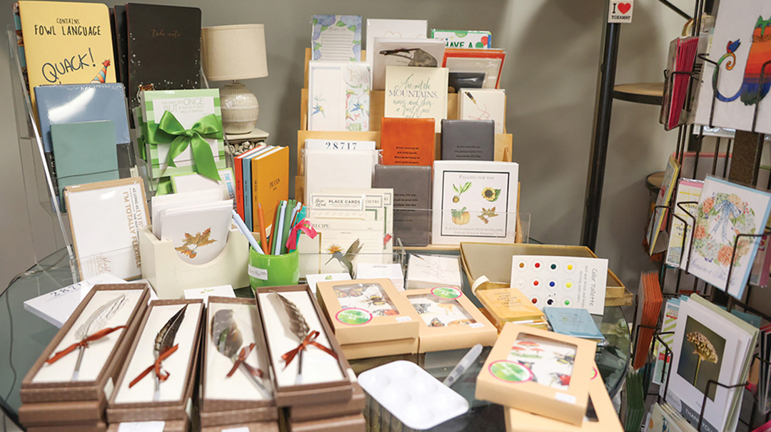 cashiers-nc-shopping-nora-and-co-paper