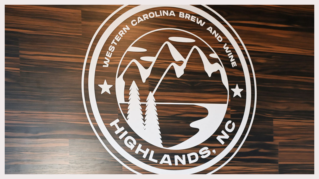 highlands-nc-live-music-western-carolina-wine-brew
