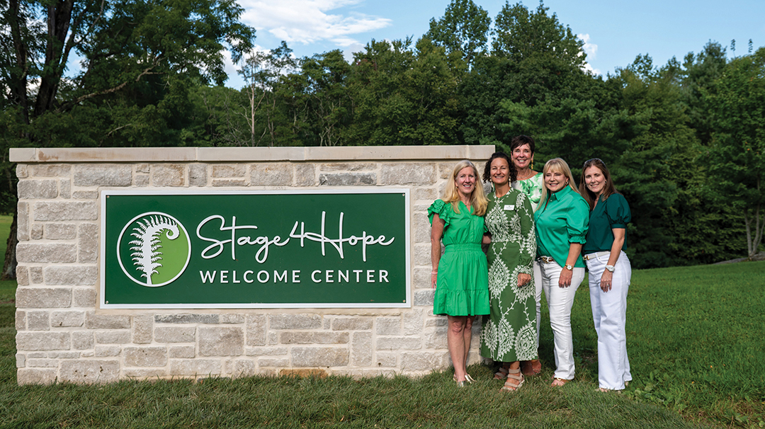 highlands-nc-stage4hope-welcome-center-sign-staff